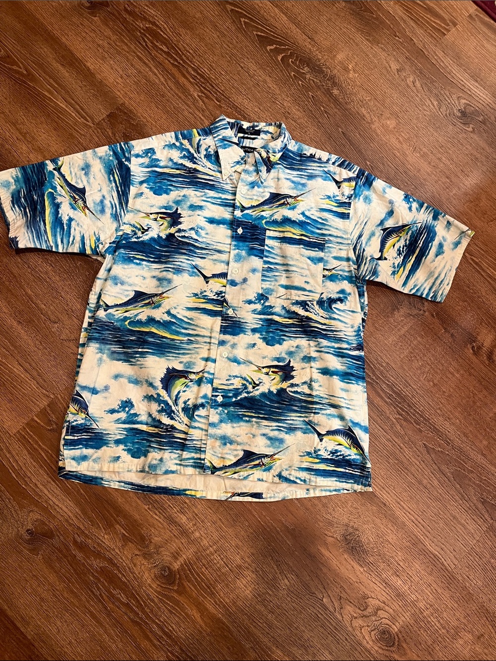 MEN LARGE SHIRT short sleeve Nautica, blue and white swordfish 1084